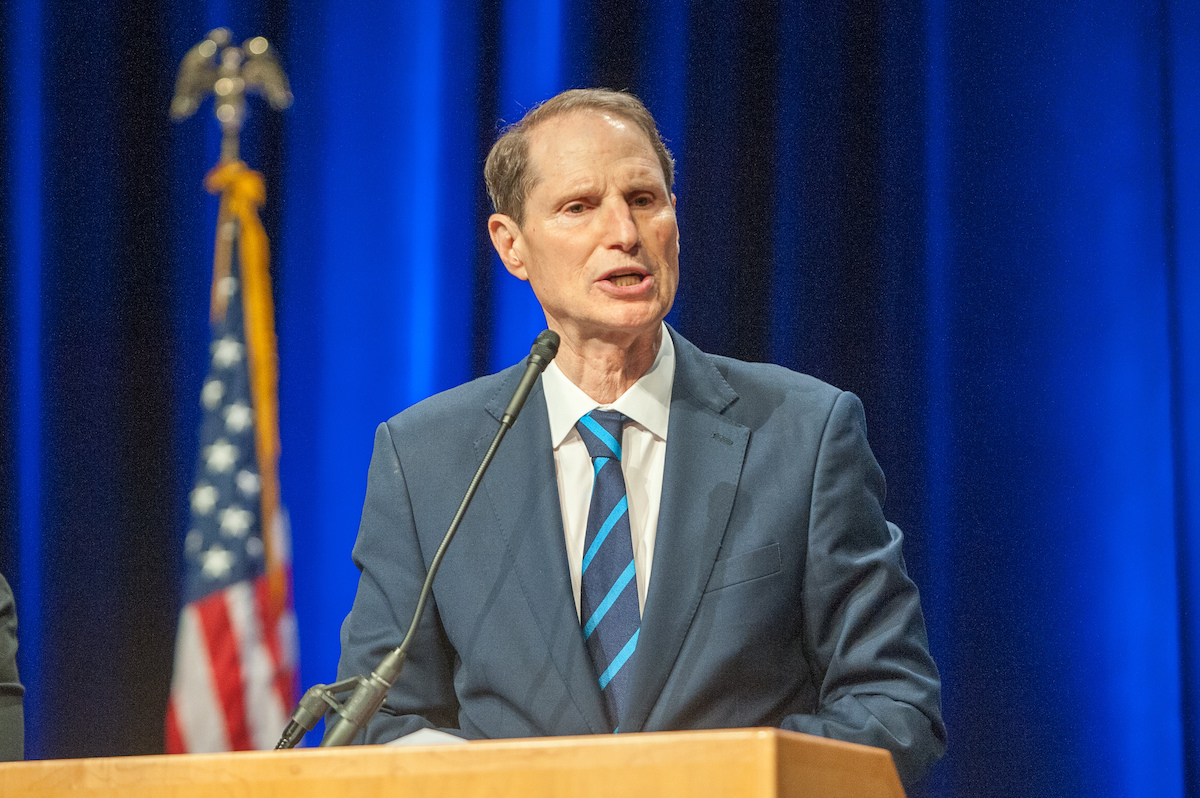 Wyden Launches Inquiry Into Deceptive Medicare Marketing | The Lund Report